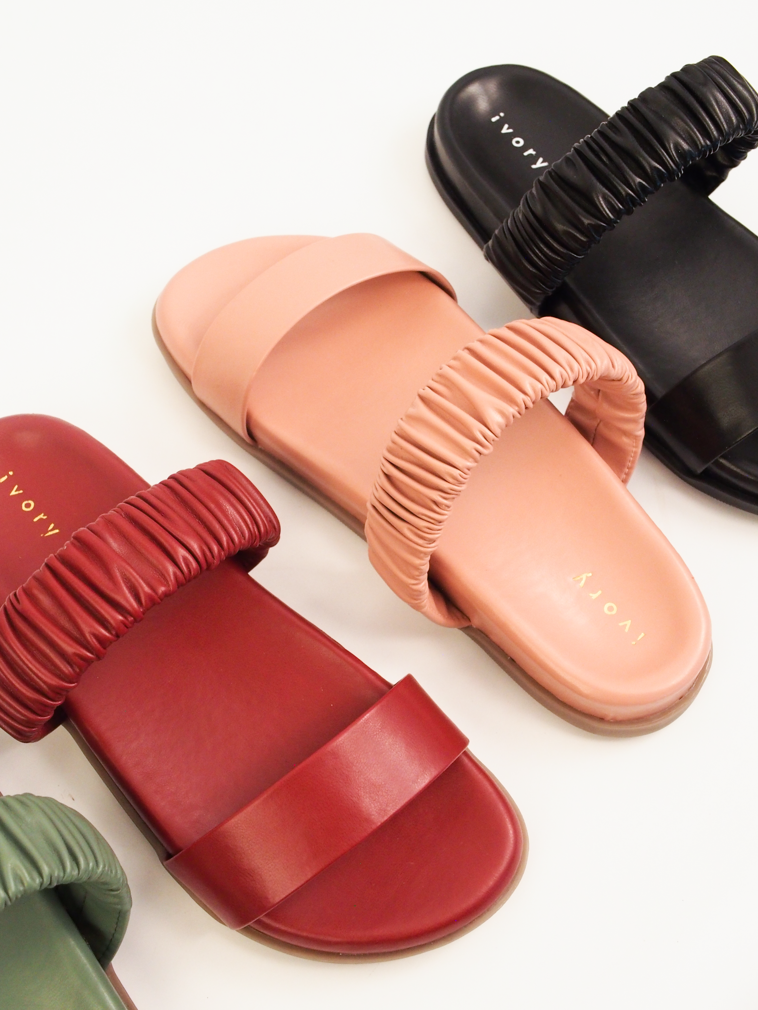 Dlords footwear — pleated slides